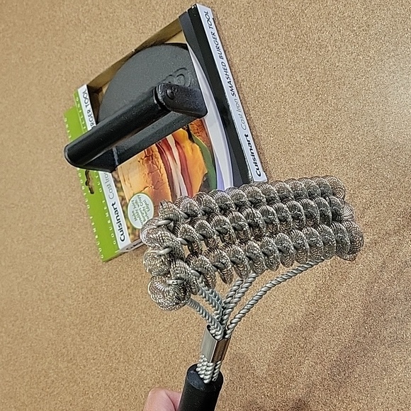 Gourmet Smash Burger Tool & Grill Brush!! - Picture 5 of 9